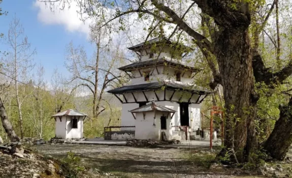Kathmandu to Muktinath Bus