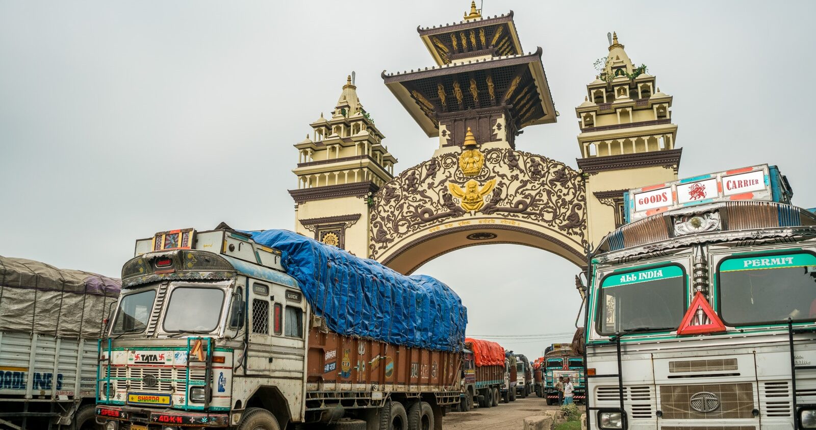 Chitwan to Birgunj Border Transport Scorpio Jeep Hire in Nepal – 4WD SUV Rental Service -– Professional Car, Jeep, Hiace, Coaster Bus, Tourist Bus and Luxury Transportation Services Chitwan to Birgunj Border Transport