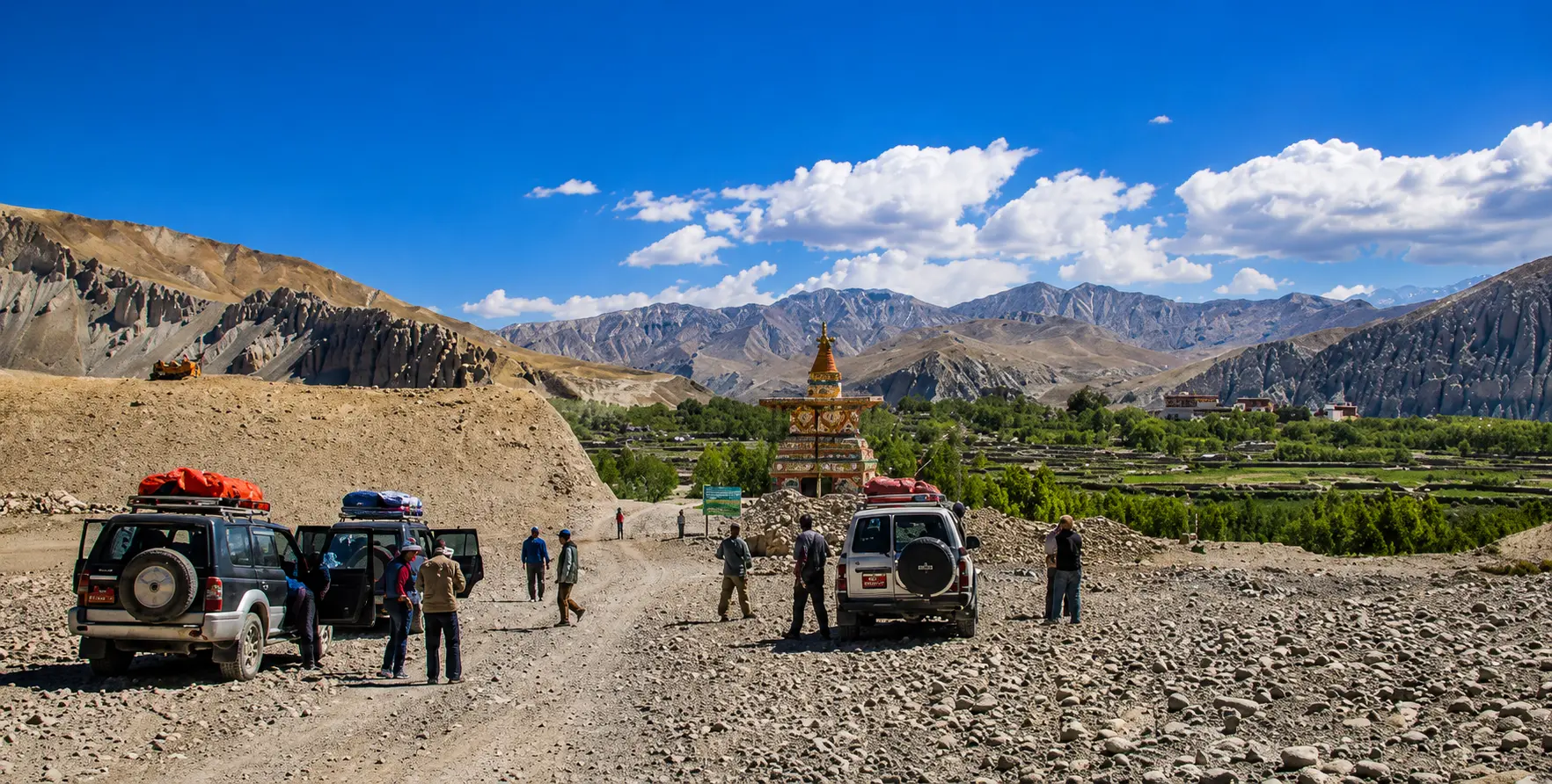 jeep-and-suv-nepal-mountain-roads Discover whether a Jeep and SUV is the best hire vehicle for Nepal's mountain roads by comparing comfort, road performance, safety, and suitability for Himalayan adventures.