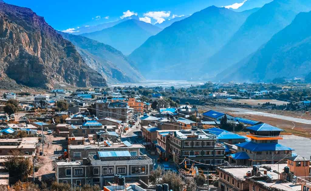 Pokhara to Mustang Road Overview with a 4WD jeep traveling through the Kali Gandaki Valley toward Upper Mustang
