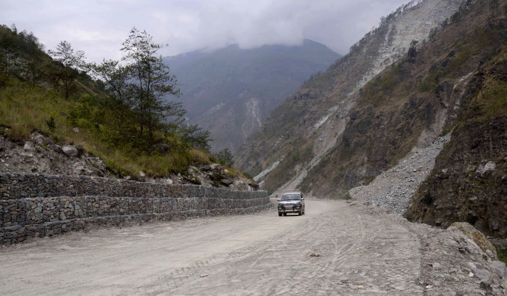 Book a Rasuwagadhi Kerung Jeep Transfer for Kailash Yatra with a private 4WD jeep or Scorpio. Enjoy a safe, comfortable journey from Kathmandu to the Nepal-China border with professional drivers.