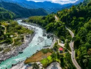 Private 4WD jeep driving on the Annapurna Circuit road through Besisahar, Chame, and Manang with stunning Himalayan scenery