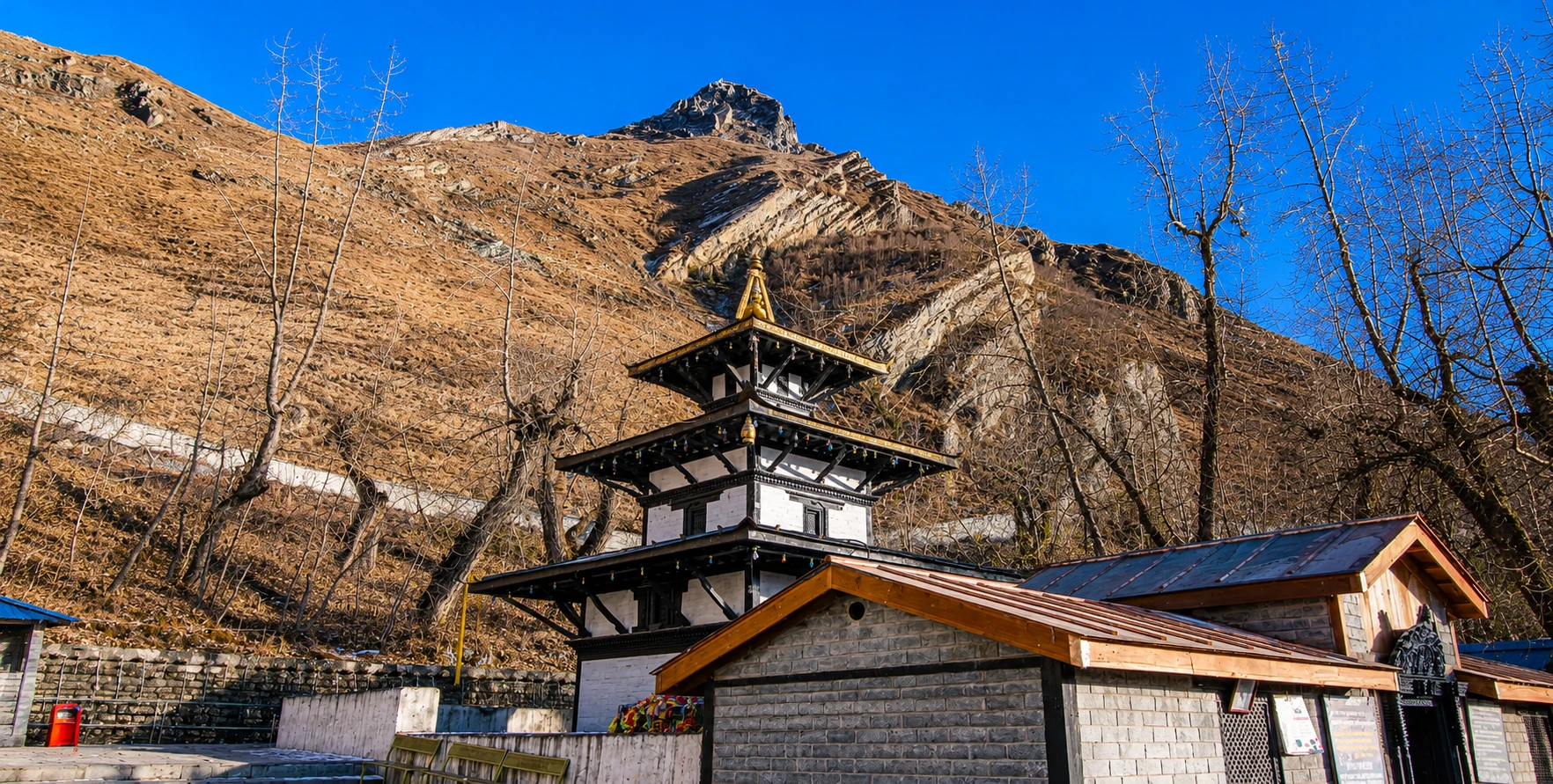 Places to visit in Mustang Nepal featuring Lo Manthang, Muktinath Temple, Jomsom, Kagbeni, and dramatic Himalayan desert landscapes