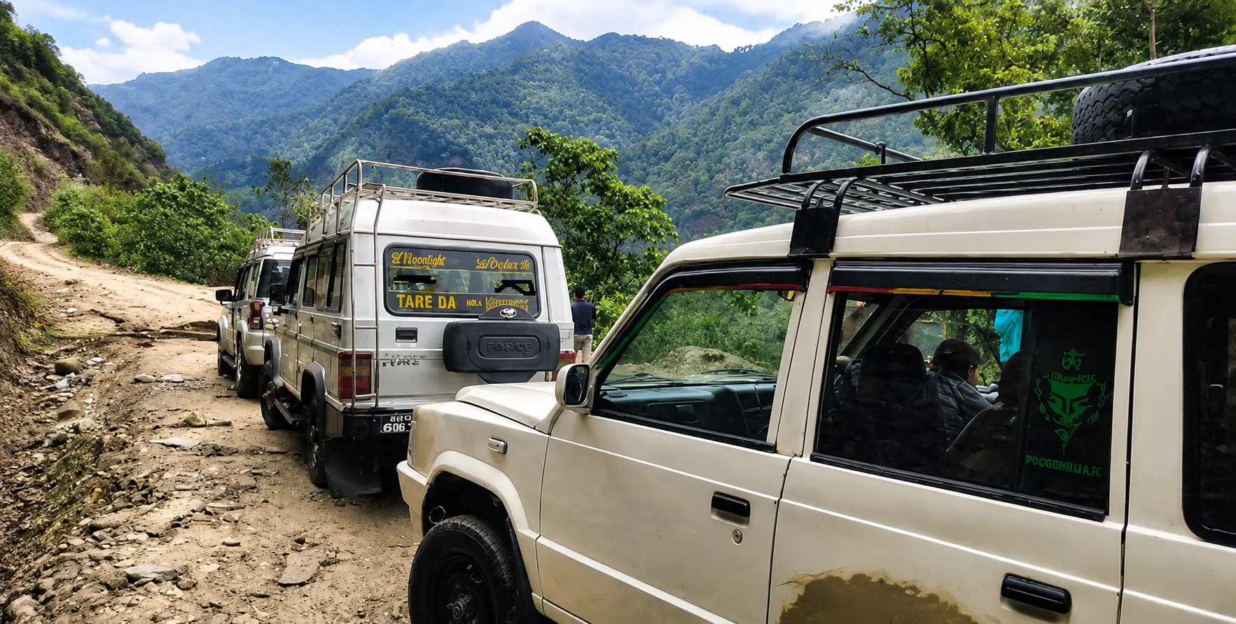 Off-Road Jeep Annapurna Nepal with luxury 4WD Bolero, Scorpio and Sumo vehicle on the Himalayan mountain road