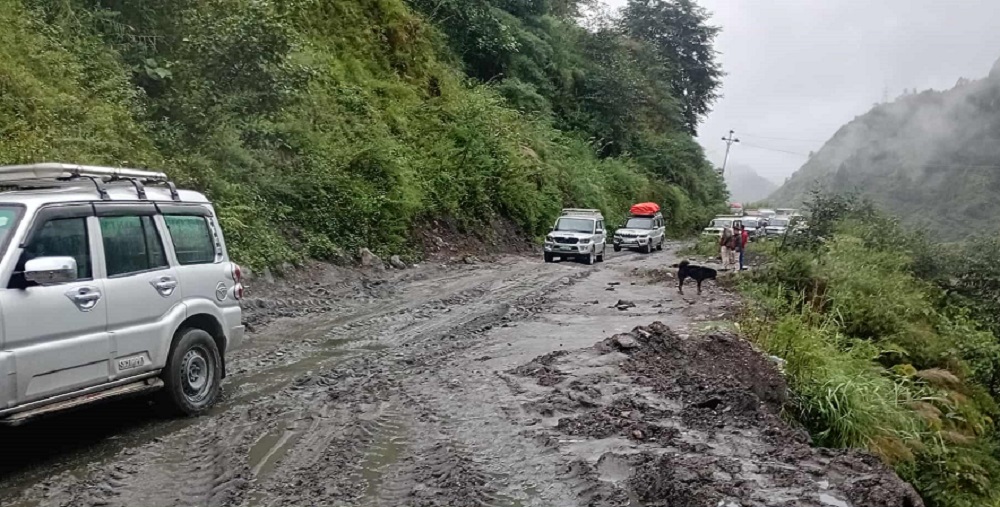 Private 4WD jeep and Scorpio providing vehicle hire service to Muktinath Temple through the scenic Mustang region