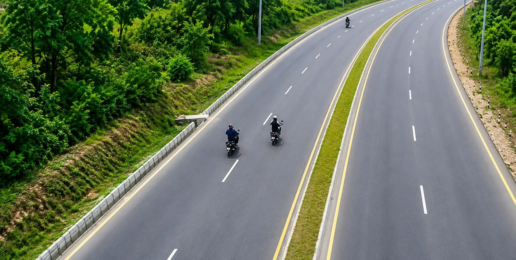 Current Kathmandu to Pokhara road condition via the Prithvi Highway – complete travel route for cars, jeeps, buses, and tourists.