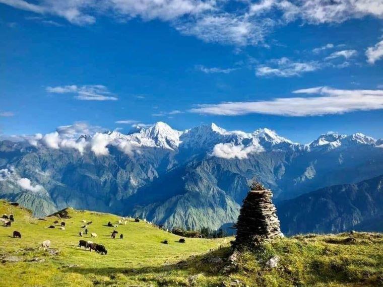 Kathmandu to Ruby Valley Jeep Service with a private 4WD jeep and Scorpio on the mountain roads of Ganesh Himal