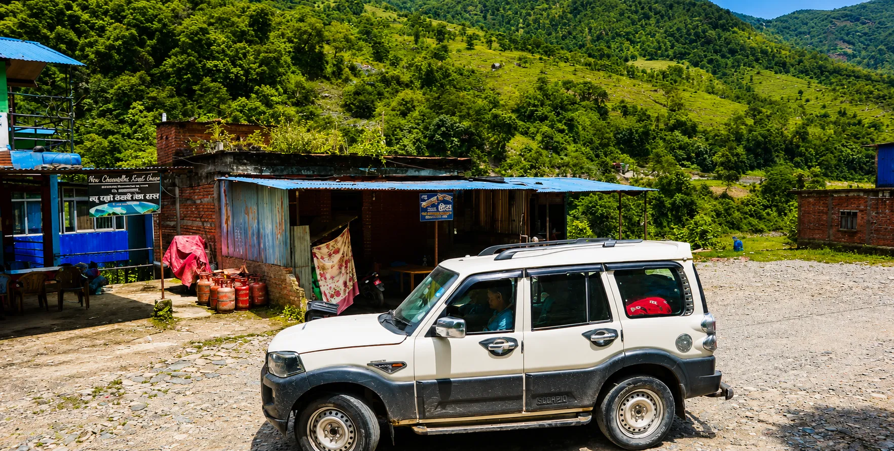 Comfortable Jeep transfer from Kathmandu to Machha Khola for the Manaslu Circuit Trek