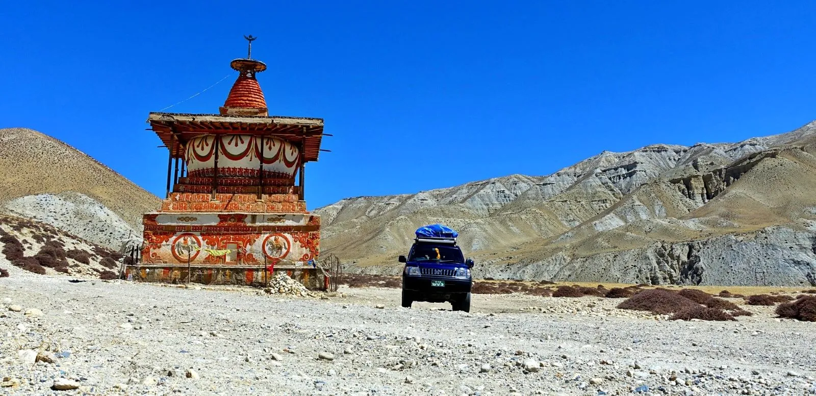 Luxury 4WD Jeep Hire in Nepal | Land Cruiser, Prado & Fortuner Rental Mustang Full Guide: Upper & Lower Mustang Vehicle Hire-Luxury 4WD Jeep Hire in Nepal features three premium off-road SUVs with a Himalayan mountain background for comfortable and adventurous travel.
