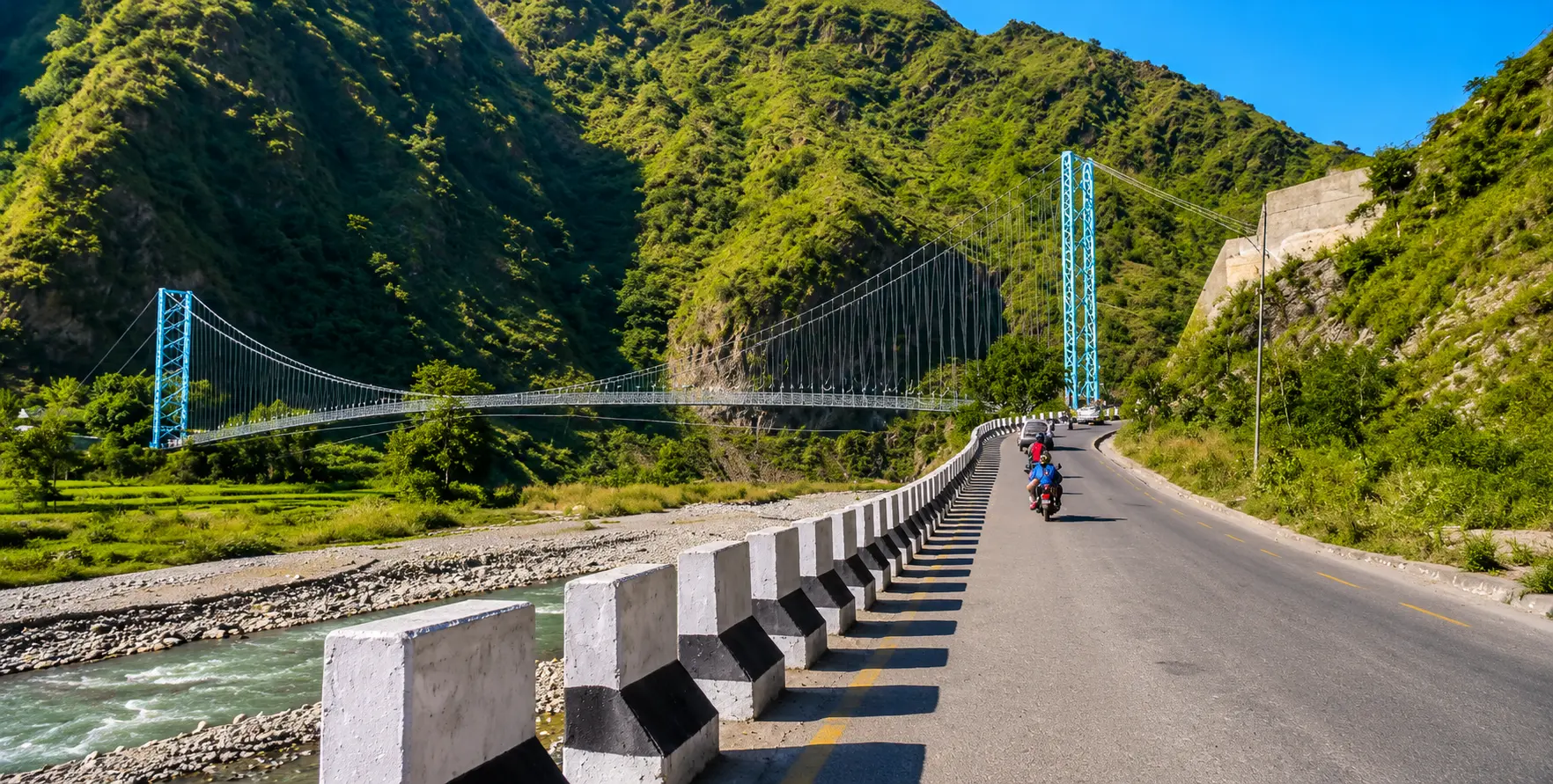 Explore the complete Everest Region Road Access and Jeep Rental Guide with the best road routes, private 4WD jeep hire, travel times, road conditions, and transportation options to Salleri, Surke, and the Everest Base Camp trekking region.